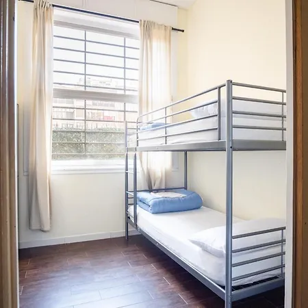 360 Hostel Barcelona-2